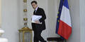 Frankreichs Präsident Nicolas Sarkozy verlässt die Kabinettssitzung am Mittwoch in Paris.