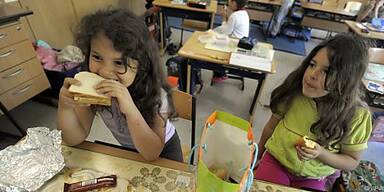 Schulkinder brauchen drei Hauptmahlzeiten
