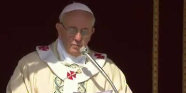 Papst spricht über 800 Gläubige heilig