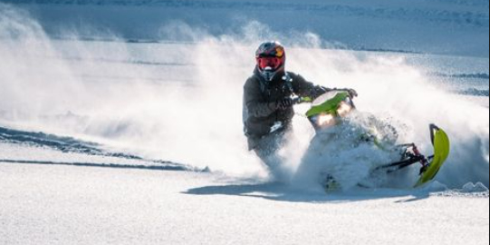Skidoo-Stunts: Marcel Hirscher gibt wieder Gas | So genießt Salzburger die Ski-Pension