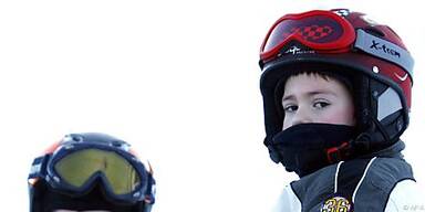 Skihelme müssen Kindern passen