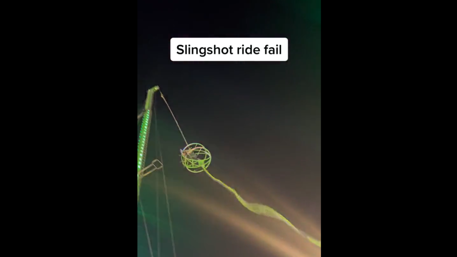 FreizeitparkHorror 'Slingshot' reißt plötzlich ab