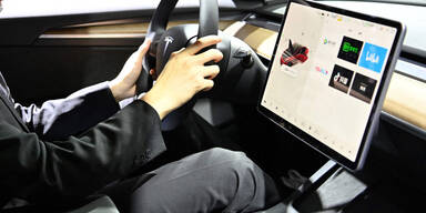 Gefährliche Mängel bei Teslas "Autopilot" entdeckt