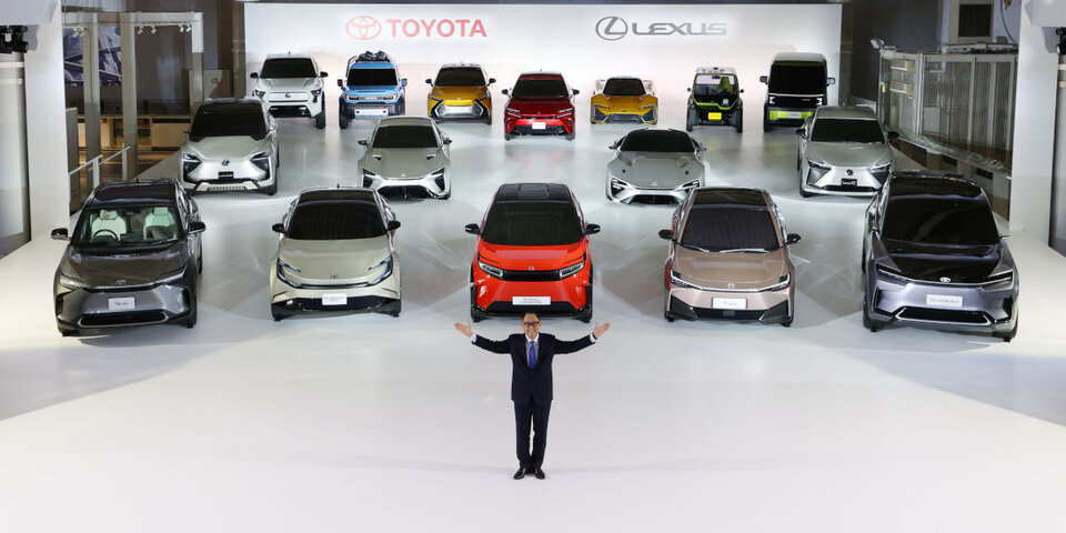Toyota kündigt 30 neue Elektroautos an