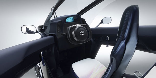 Toyota i-Road: Cityflitzer der Zukunft