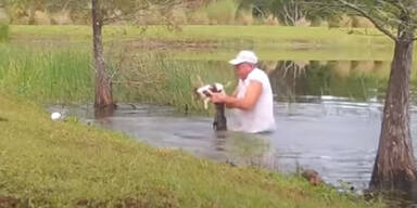 Irre! Mann rettet seinen Hund aus dem Maul eines Alligators