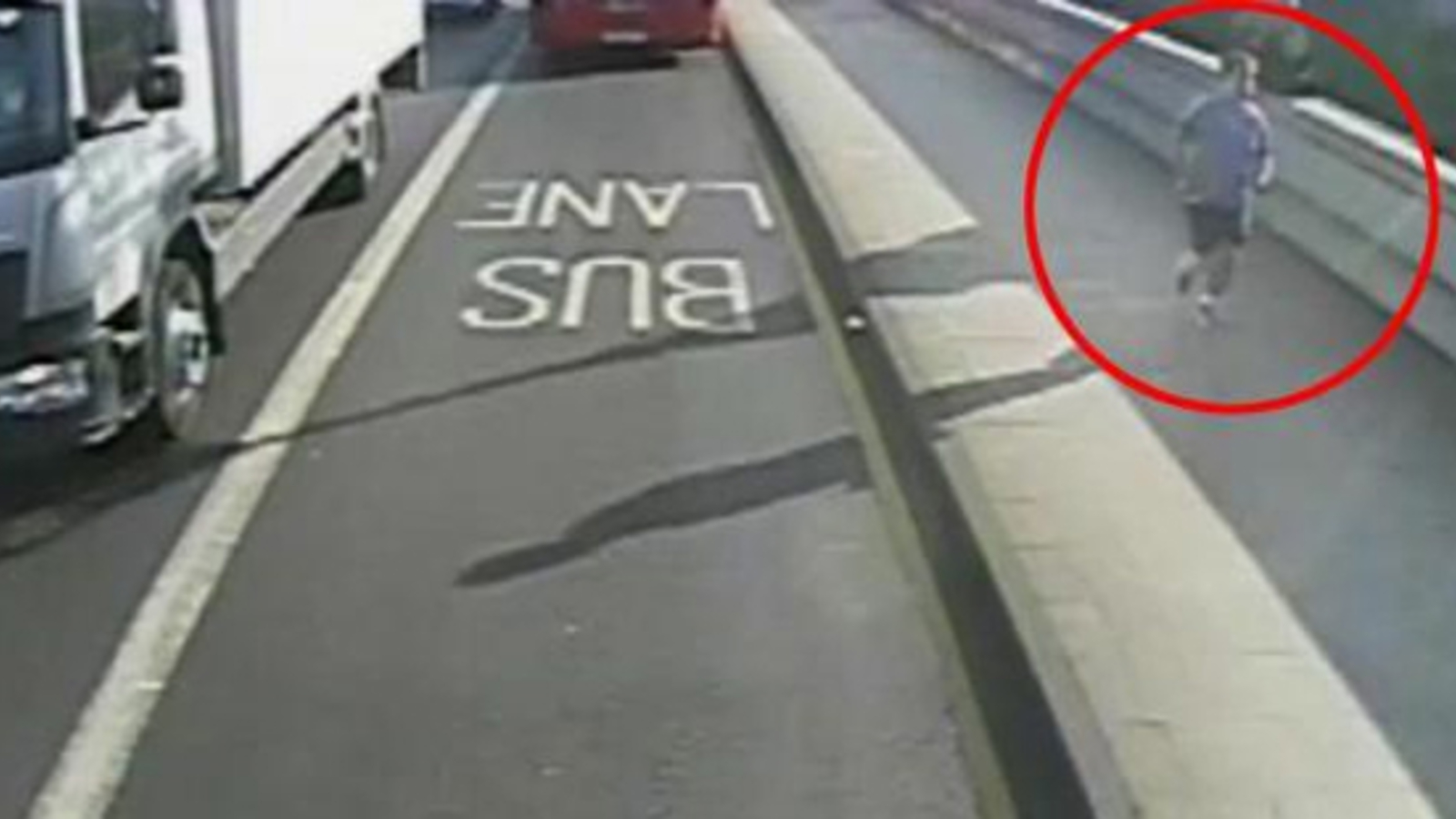 Jogger stieß Frau vor Bus Verdächtiger frei