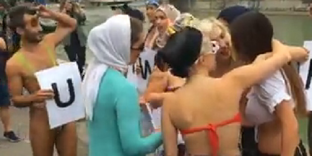 Burkini-Demo