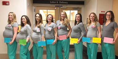Neun Säuglingsschwestern gleichzeitig schwanger