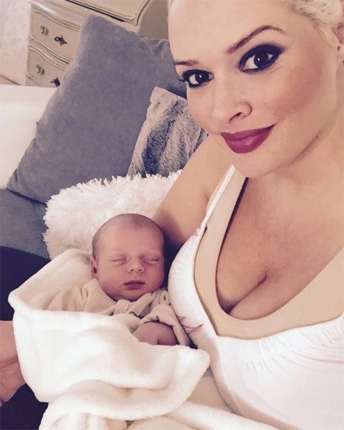 Daniela Katzenberger mit Baby Sofia