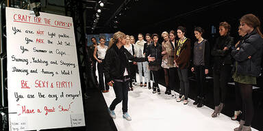 Fashion Weeks Backstage
