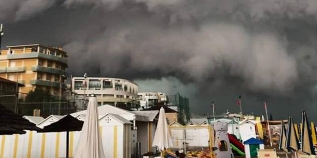 Unwetter verwüsten die Adria-Küste