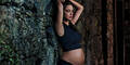 Adriana Lima mit Babybauch im Pirelli-Kalender