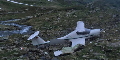 Insassen überleben Flugzeug-Absturz in Salzburg