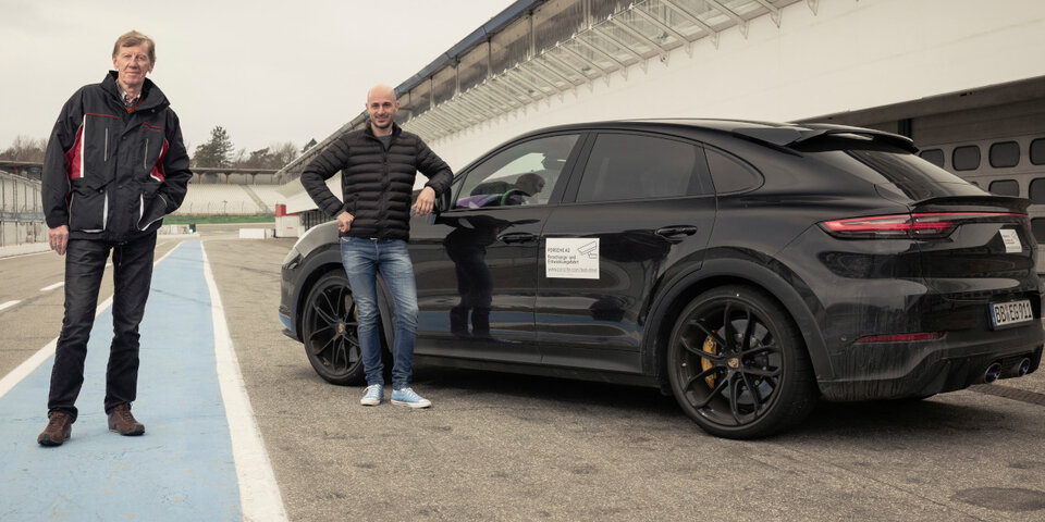 Walter Röhrl testet neuen Porsche-Prototypen