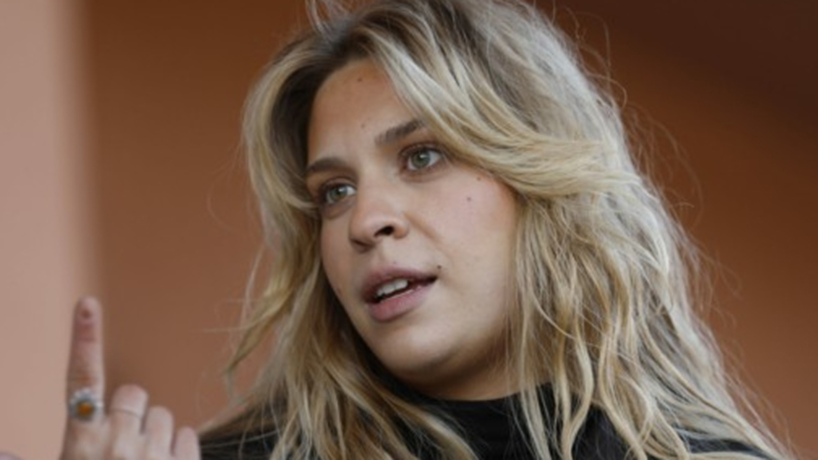 Klima-Shakira: Scharfe Kritik an Behörden - oe24.at
