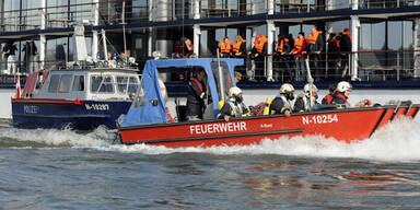 Motorboot auf der Donau verunglückt