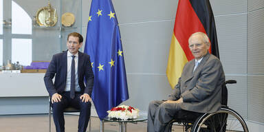 Bundeskanzler Kurz mit Bundestagspräsident Wolfgang Schäuble