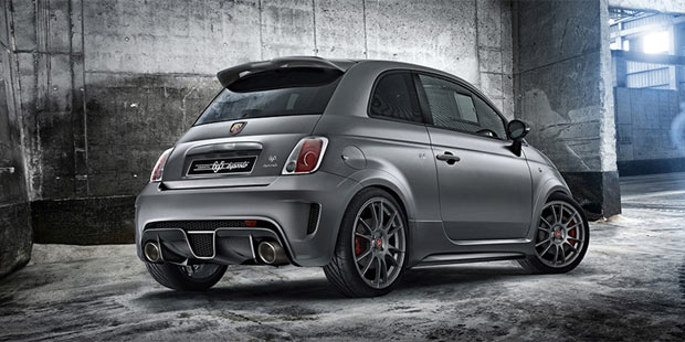Jetzt kommt der neue Abarth 695 biposto