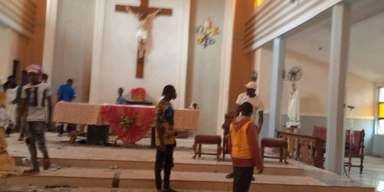 Mindestens 50 Tote bei Überfall auf Kirche in Nigeria