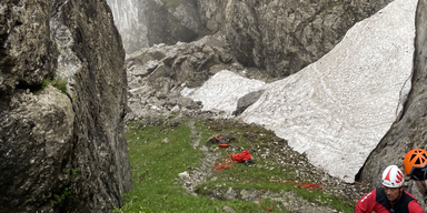 Kletterer in Tirol von Steinmassen verschüttet