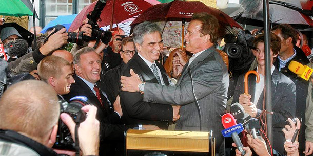 Arnold Schwarzenegger eröffnet sein Museum