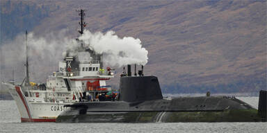 Küstenwache rammt havariertes Atom-U-Boot