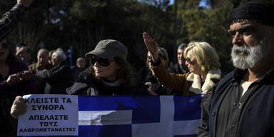 Volle Migrantenlager: Wütende Proteste in Athen