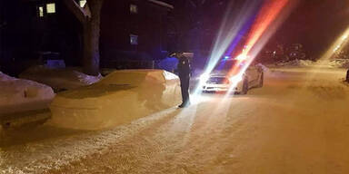 Polizisten mit Schneeauto ausgetrickst