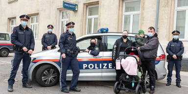 Polizisten als Geburtshelfer: Mädchen kam in Auto zur Welt