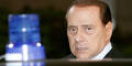 Paket für Berlusconi geht in Flammen auf