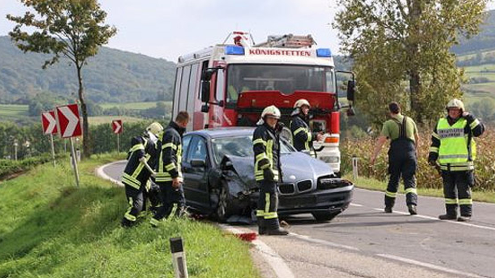 Zwei Frauen Bei Crash Schwer Verletzt