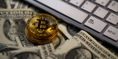 Bitcoin nähert sich der 10.000-Dollar-Marke