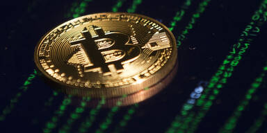 Bitcoin-Kurs ist unter 50.000 Dollar gefallen