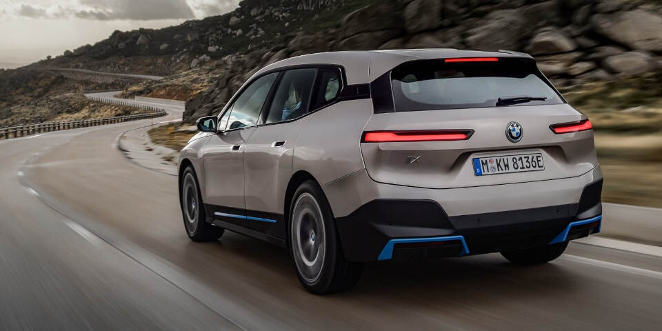 BMW bringt Elektro-SUV iX mit 600 km Reichweite