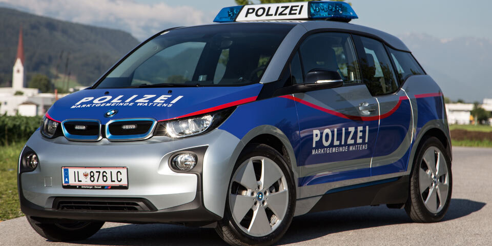 Erstes Elektroauto im Polizeieinsatz