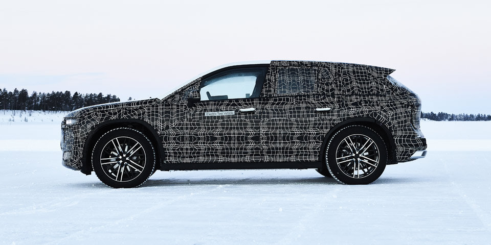 BMWs Elektro-Flaggschiff im Wintertest
