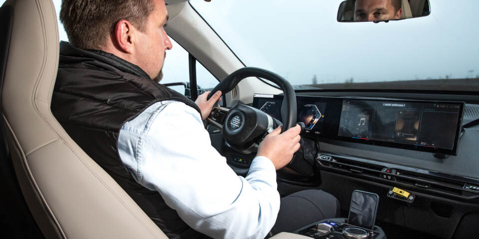 BMWs großes Elektro-SUV iX im Härtetest
