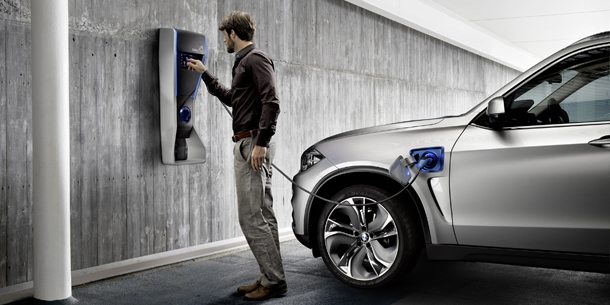 So kommt der BMW X5 Plug-in-Hybrid