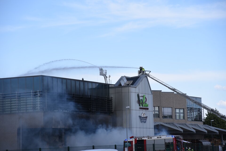 Brand in Wien-Liesing: Weiterhin Nachlöscharbeiten notwendig