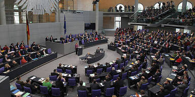 Jeder dritte Deutsche betrachtet Deutschland als Scheindemokratie