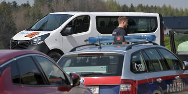 Eineinhalbjähriger von Kindergartenbus überrollt – tot