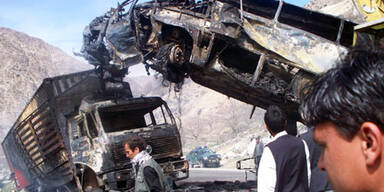 busunfall_afghanistan_reute