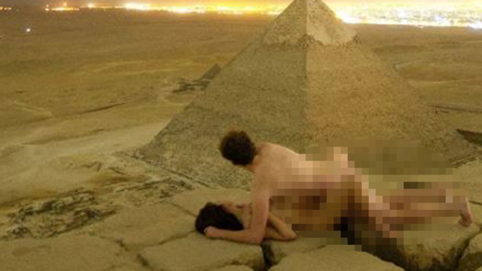 French couple fucks on great pyramid