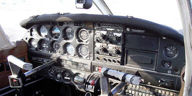 Cockpit, flugzeug