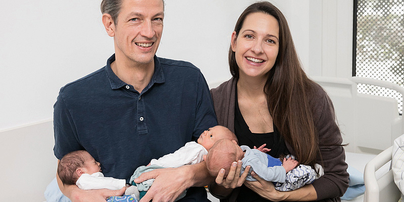 Mitten in Corona-Krise: Drillings-Sensation in Österreich | Vivian, Victoria, Vincent