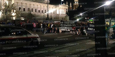 Anti-ISIS-Demo legt Wiener Ring lahm
