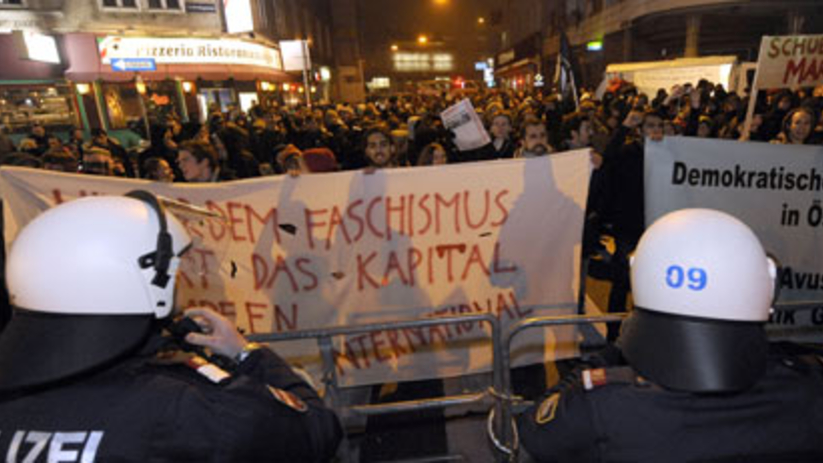 AntifaschismusDemo am Ring
