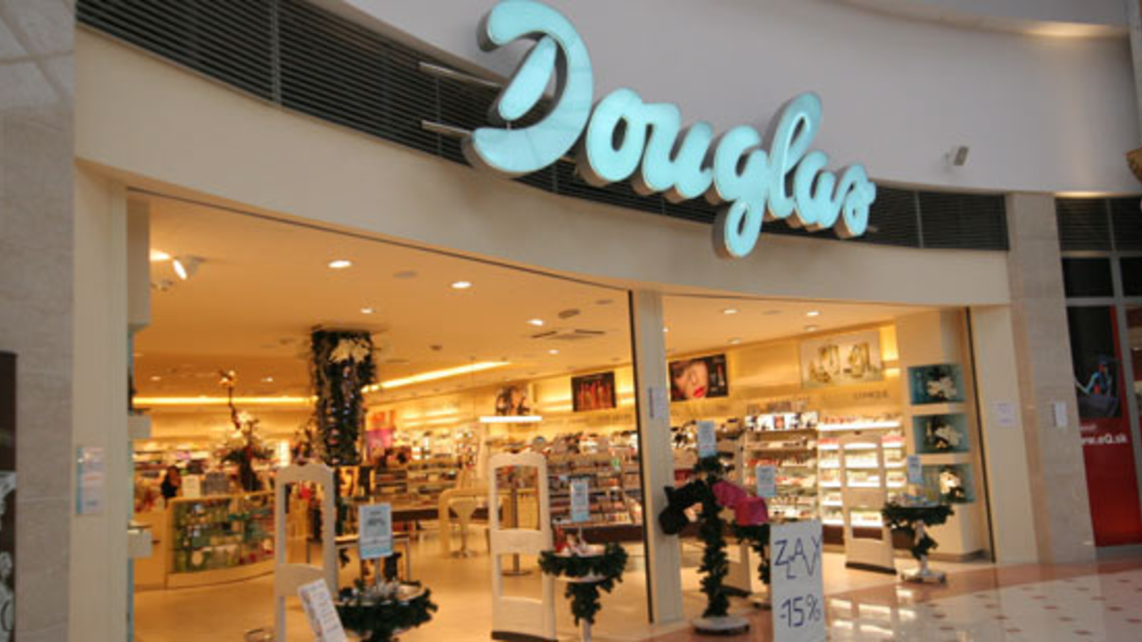 Douglas soll verkauft werden