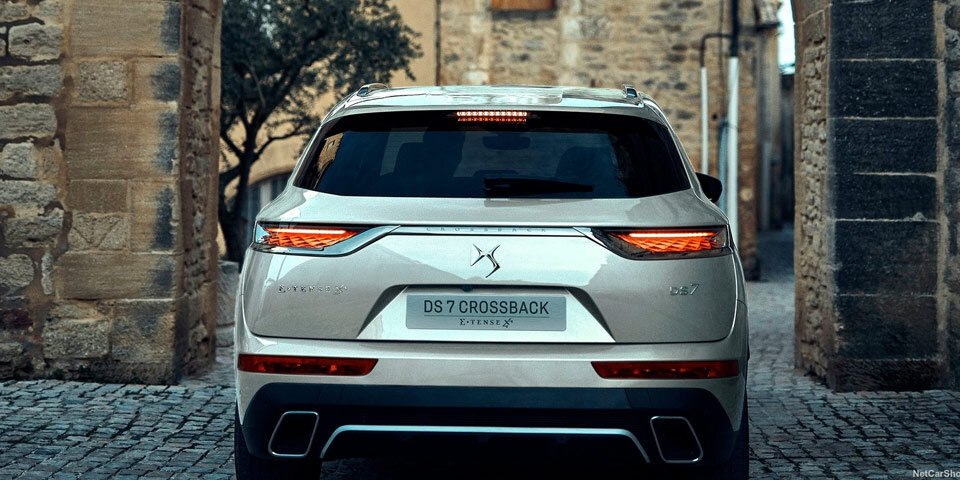 Elektro-DS 3 und DS 7 Plug-in-Hybrid starten